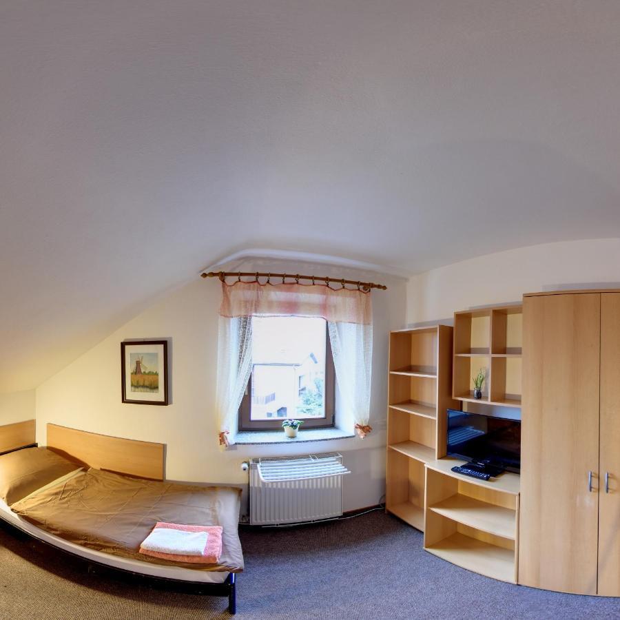 Penzion U Lesa Ceske Budejovice Bagian luar foto